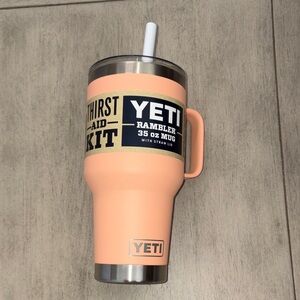 YETI Rambler 35 oz Mug with Straw - Soft Peach